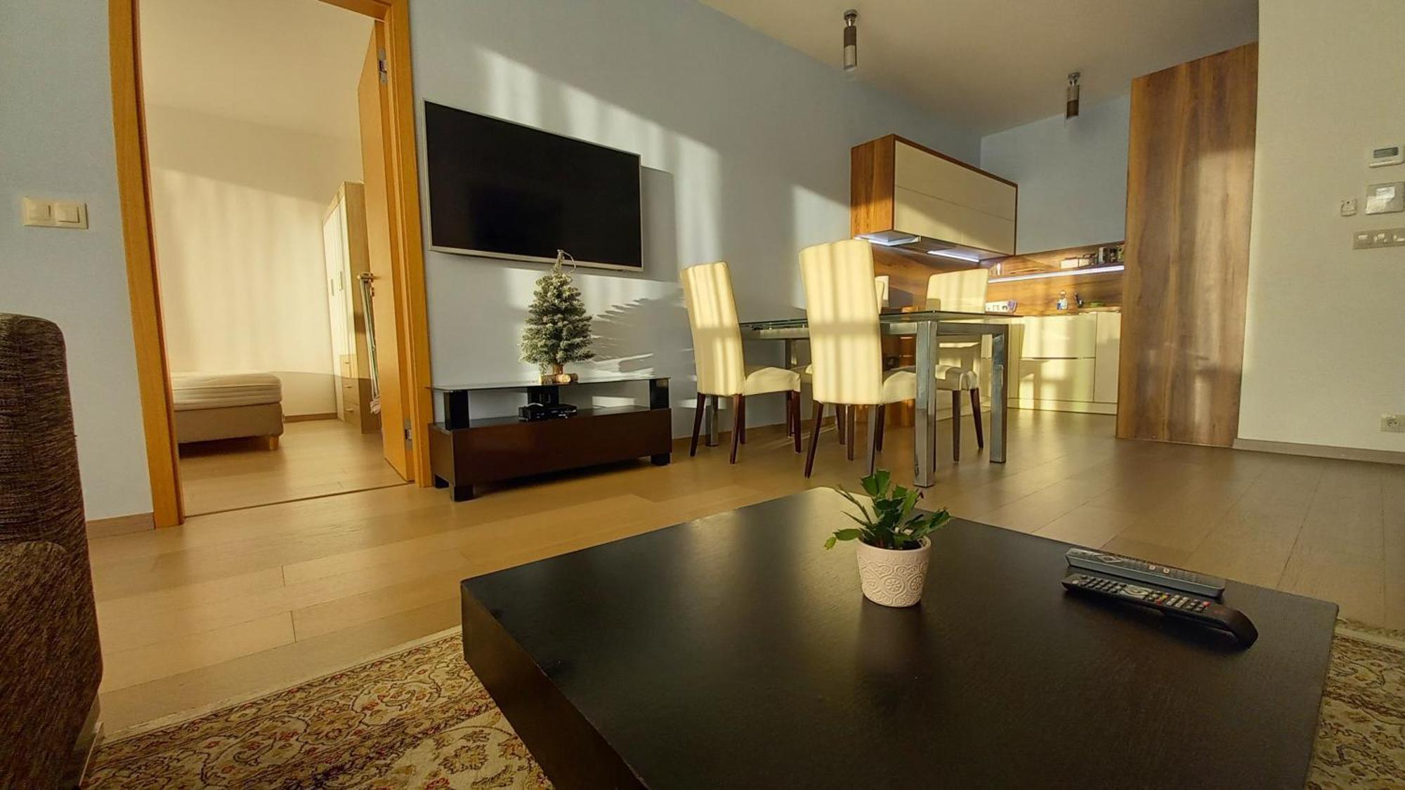 Panorama City - Spacious Apartment Near Eurovea Bratislava Luaran gambar