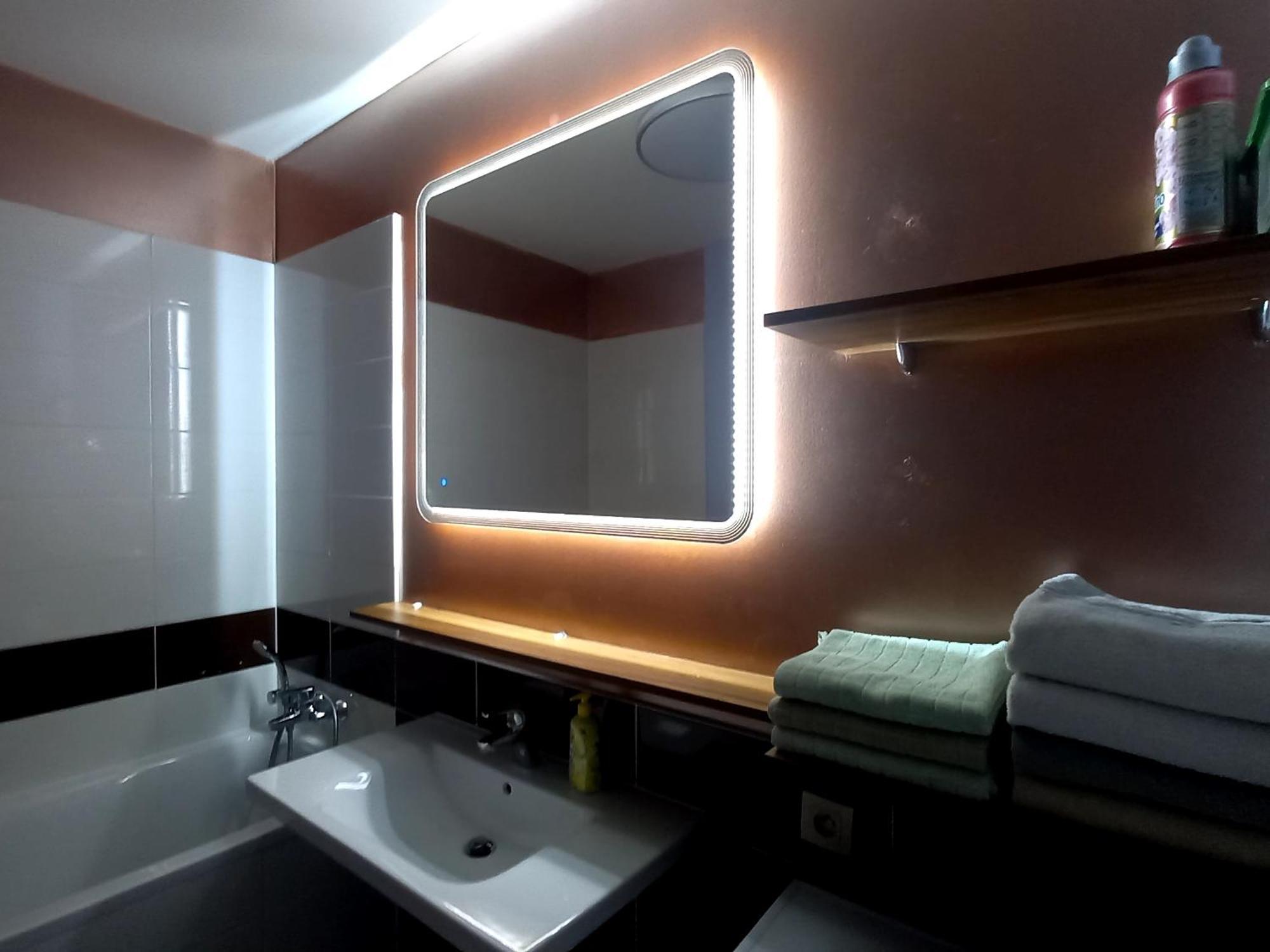 Panorama City - Spacious Apartment Near Eurovea Bratislava Luaran gambar